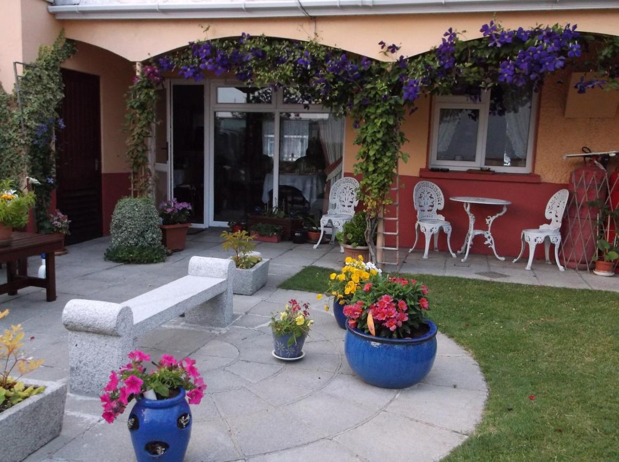 Villa St.John B&B Athlone Exterior foto